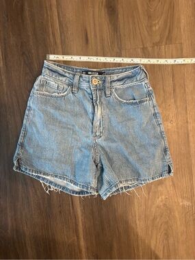 Hollister Light Wash High-Rise Denim Shorts